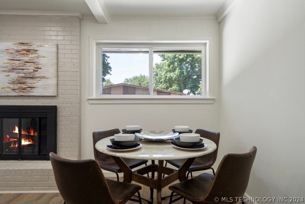 702 W Canton Street