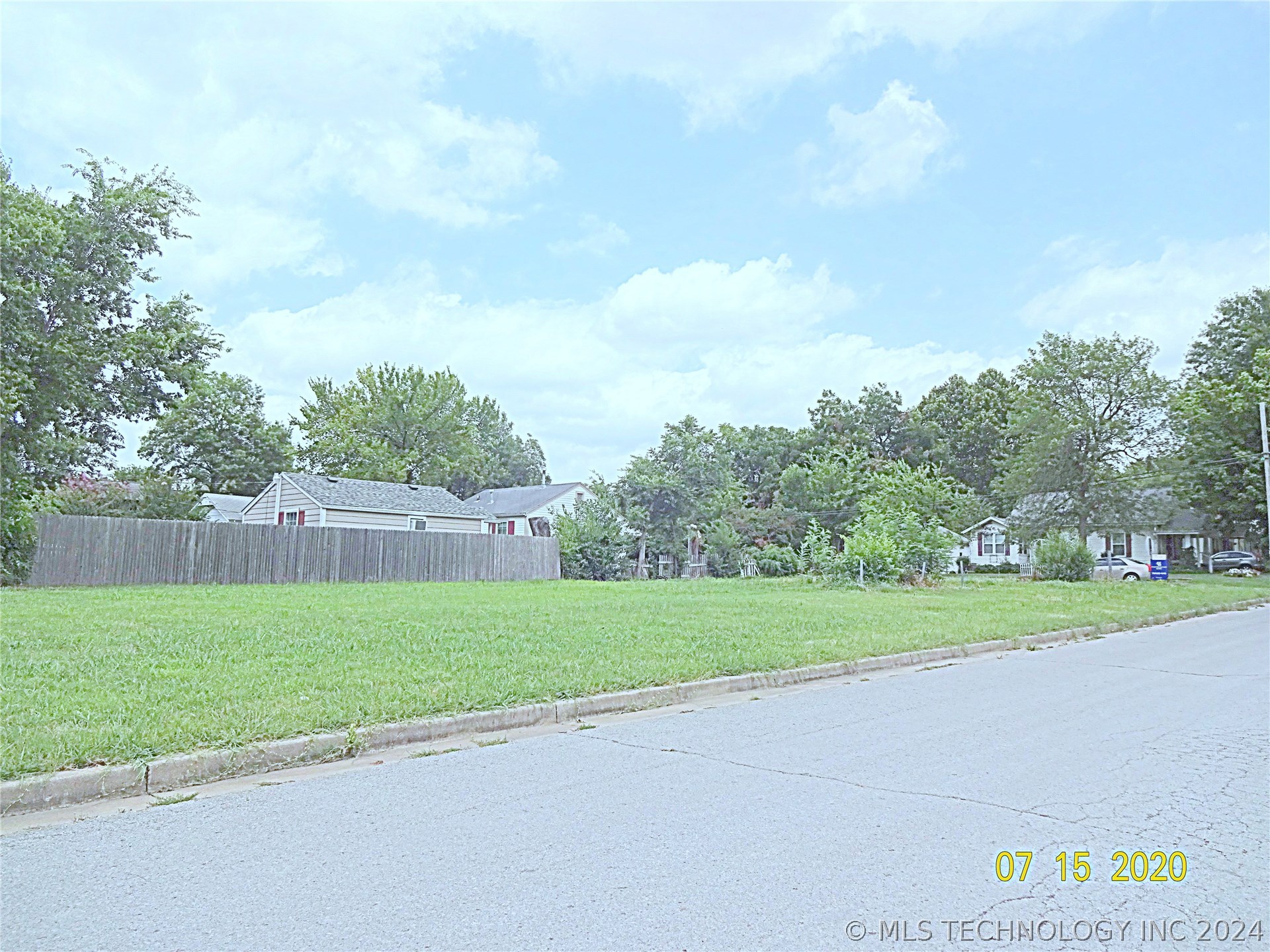 502 N 1st Street