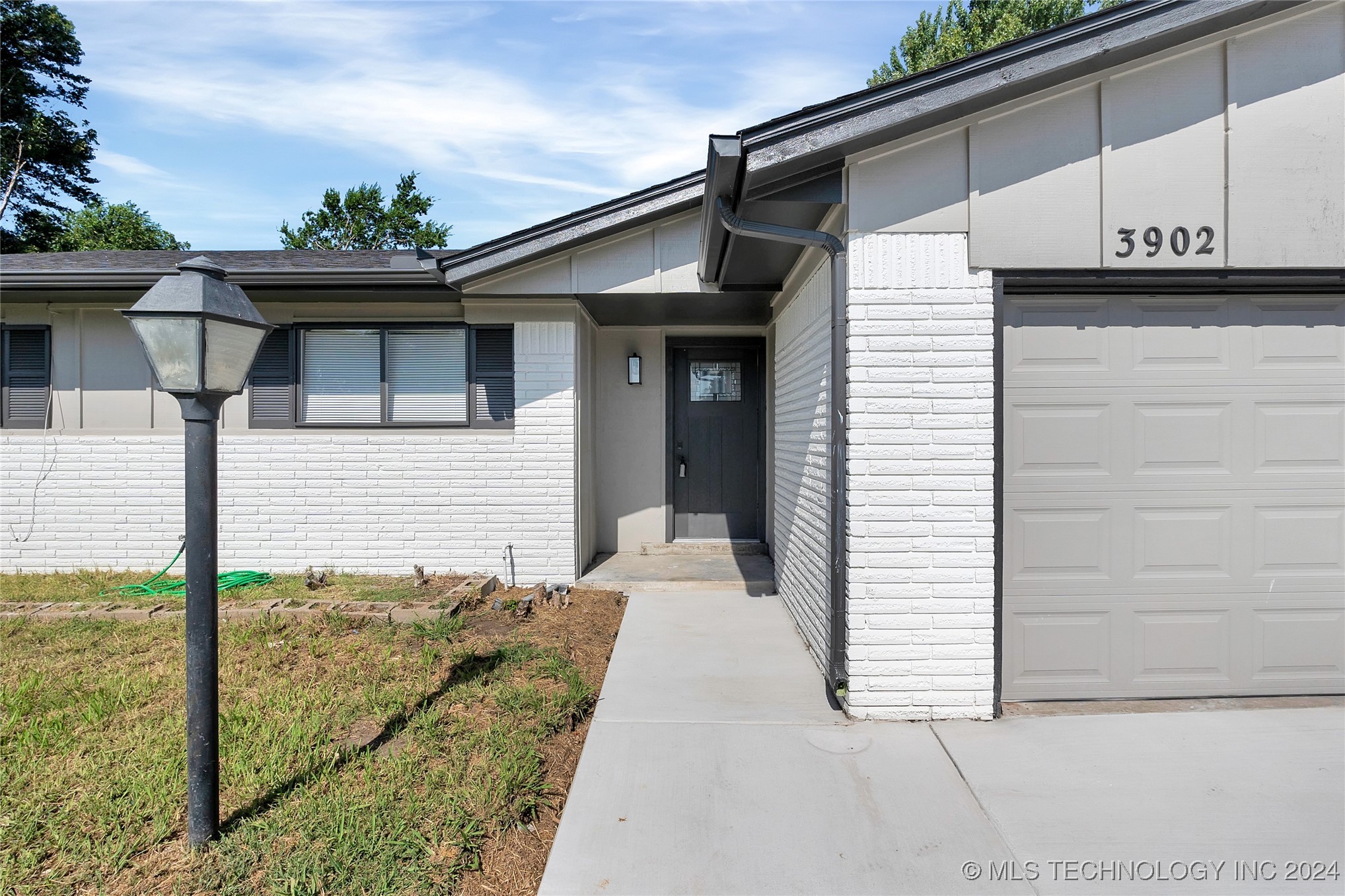 3902 S 109th East Avenue
