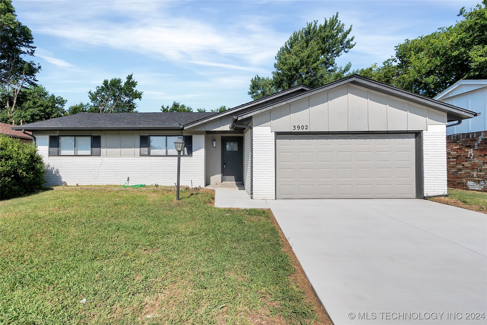 3902 S 109th East Avenue