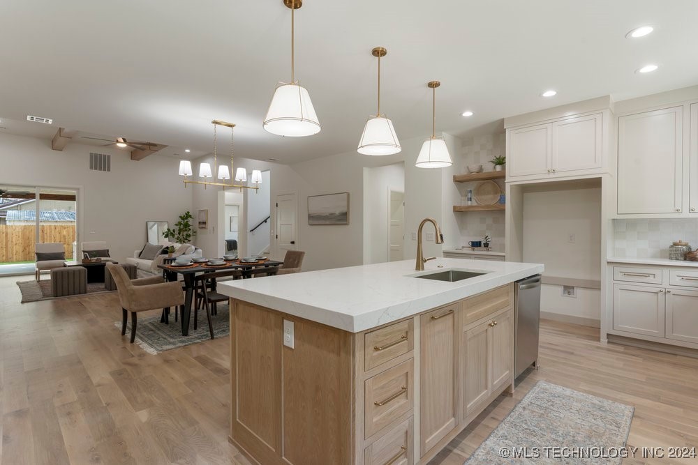 301 W Greely Street