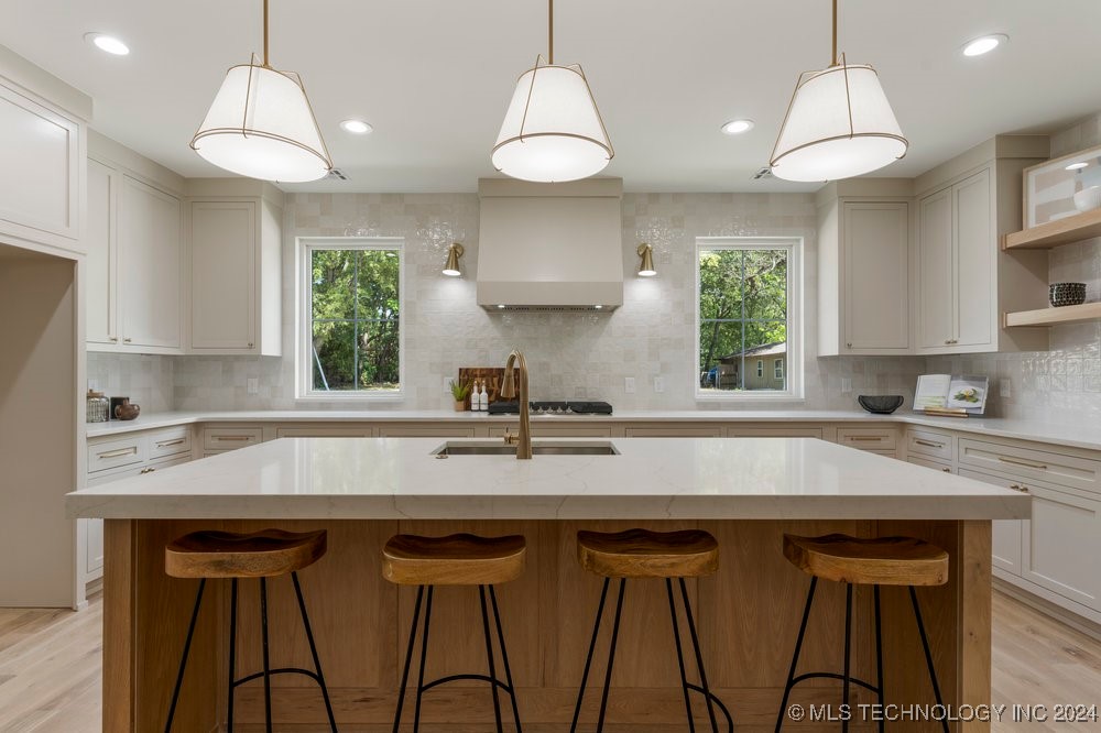 301 W Greely Street