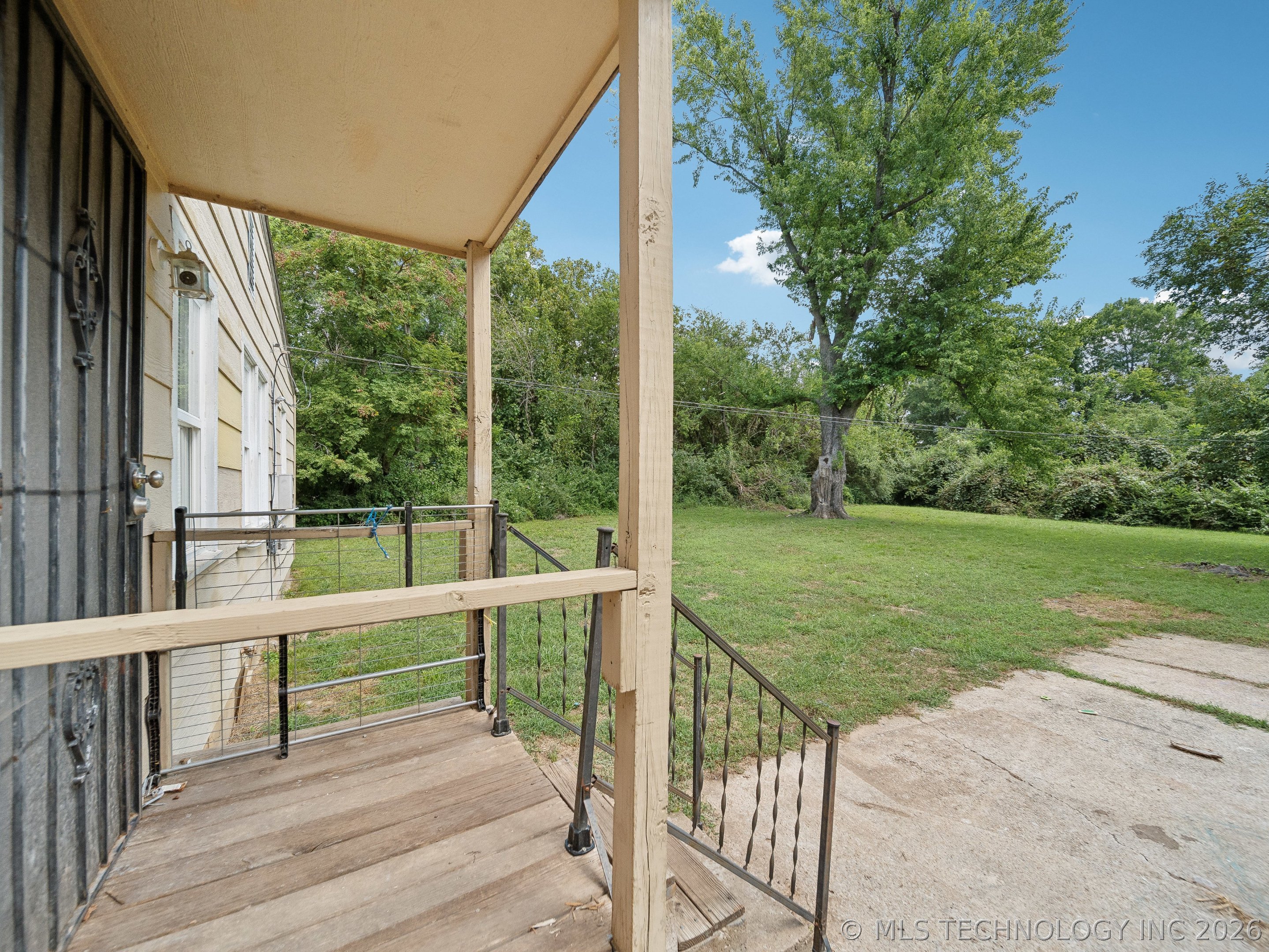 788 E 48th Street N