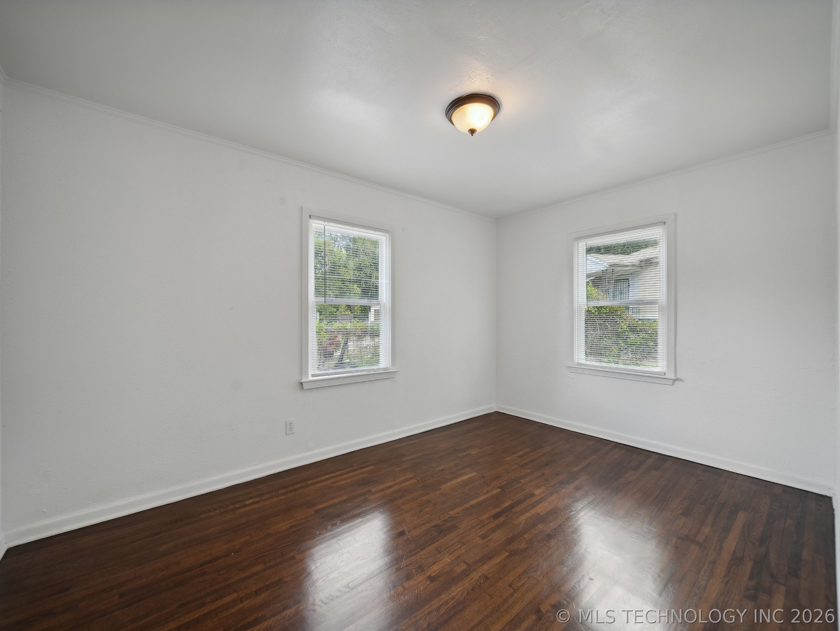 788 E 48th Street N