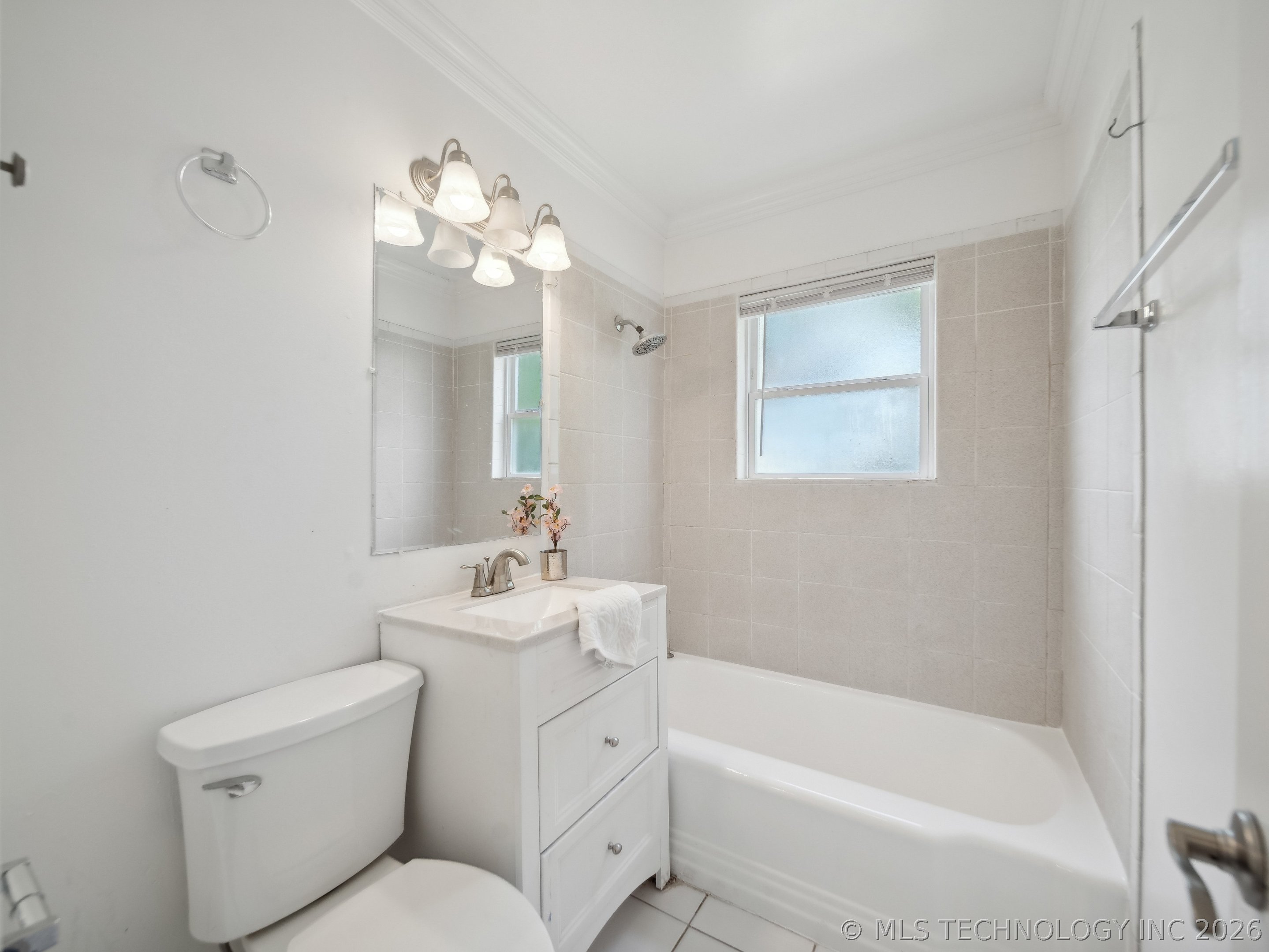 788 E 48th Street N
