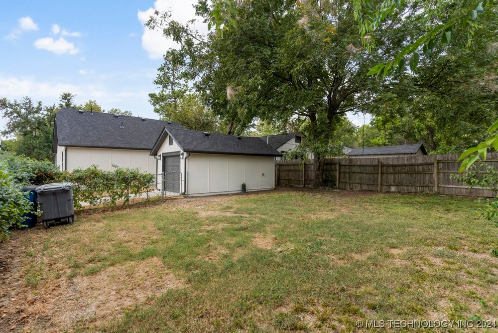 4523 E 4th Place