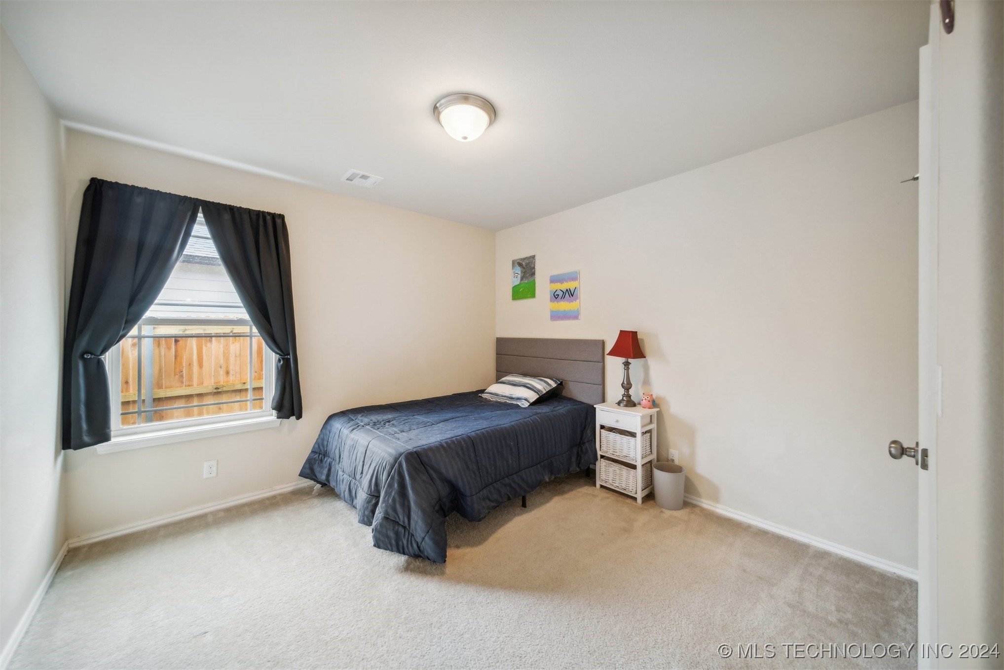 8846 S 256th Place E