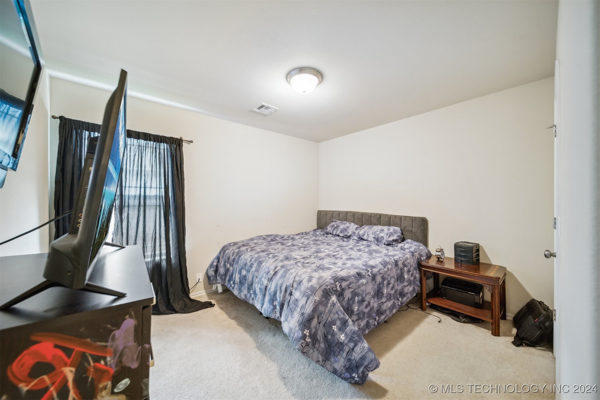 8846 S 256th Place E