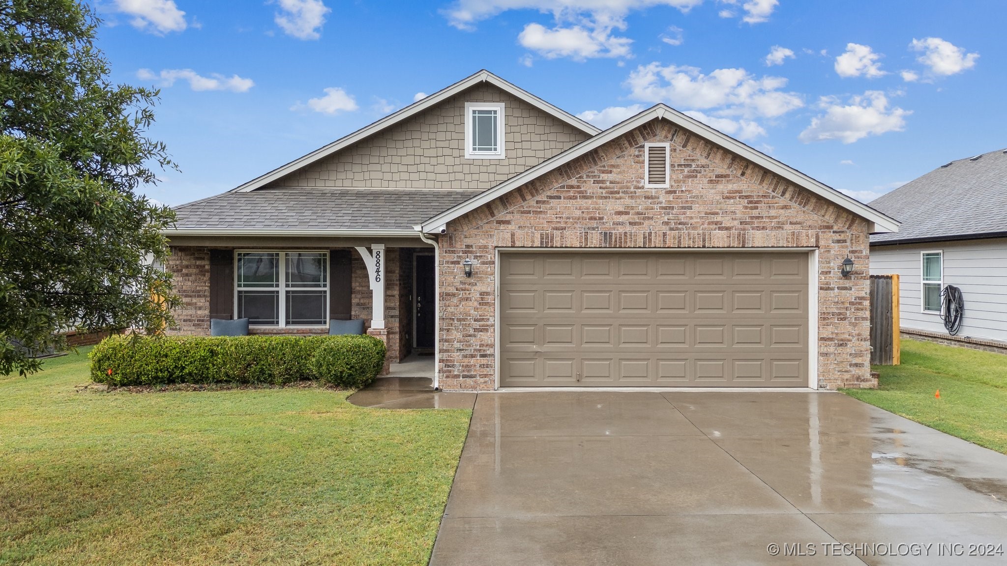 8846 S 256th Place E