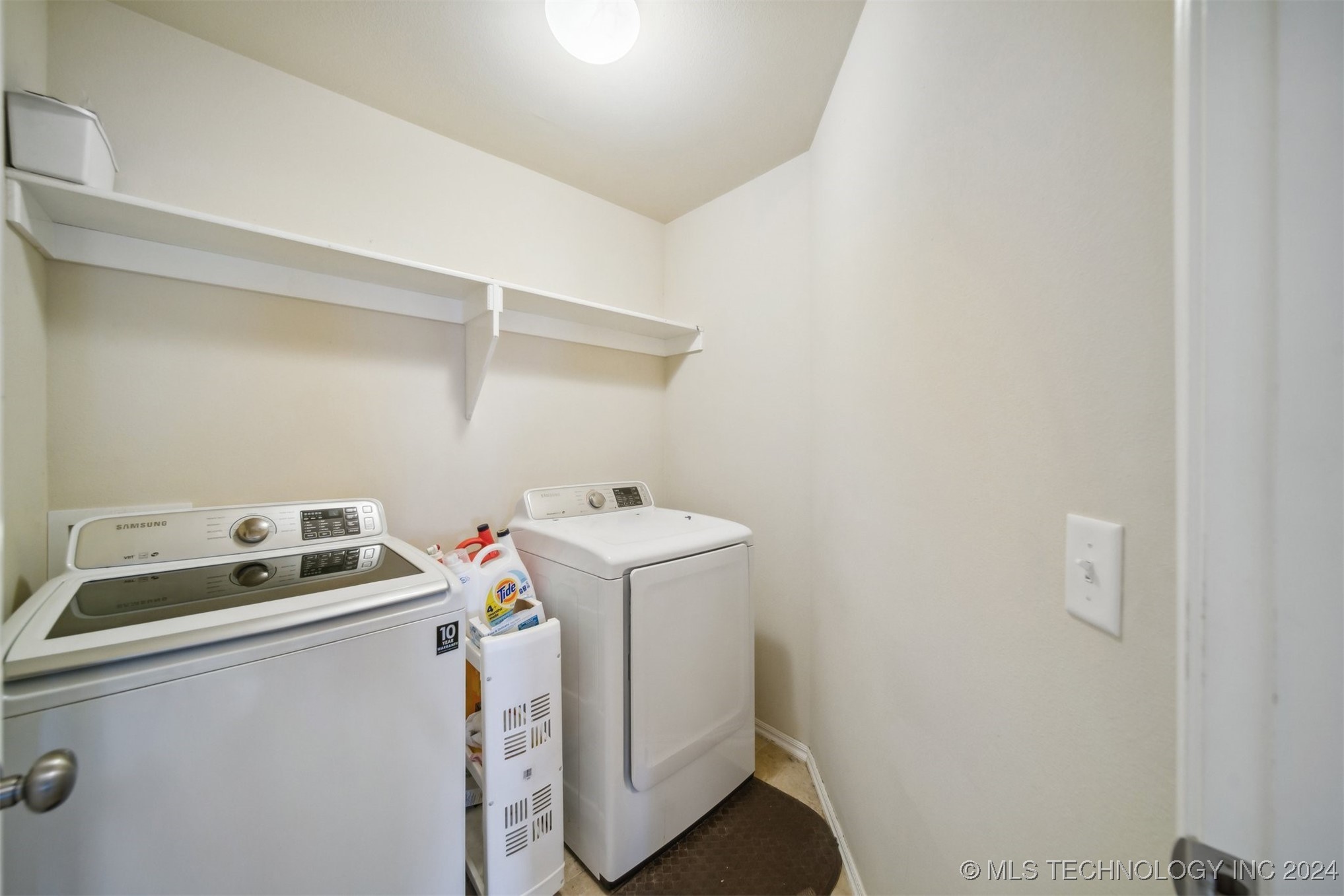 8846 S 256th Place E