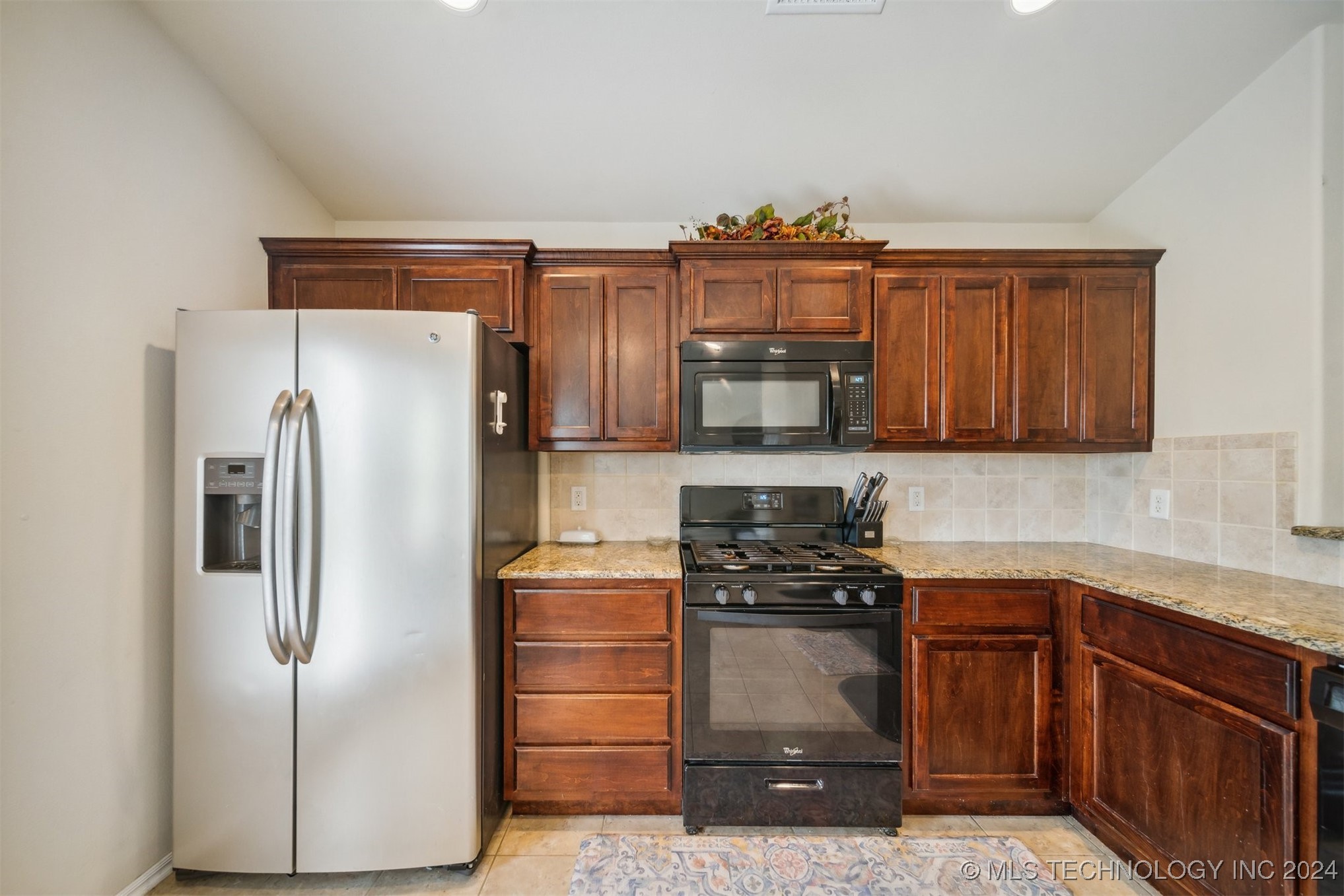 8846 S 256th Place E