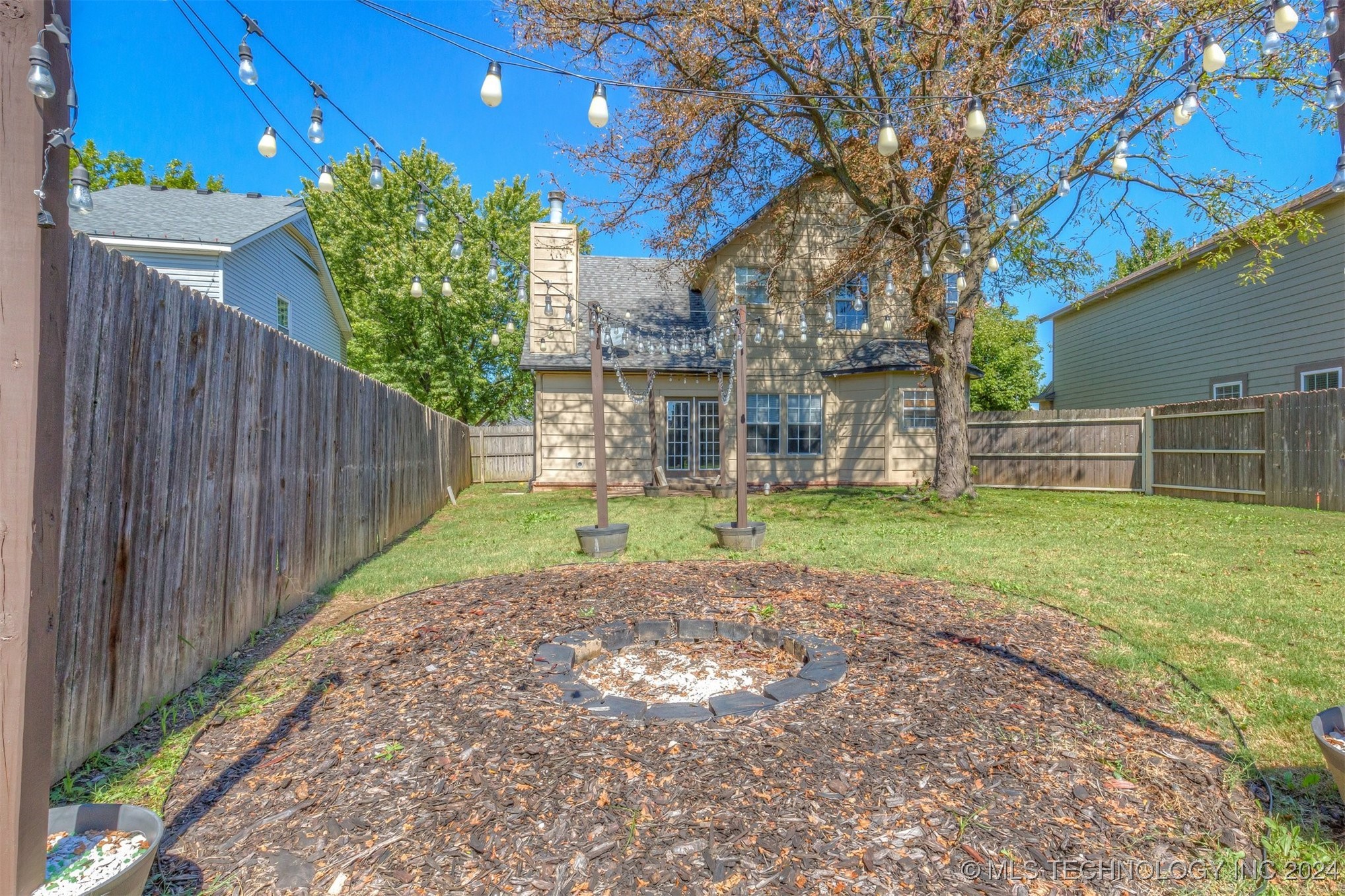 1224 W 112th Drive S
