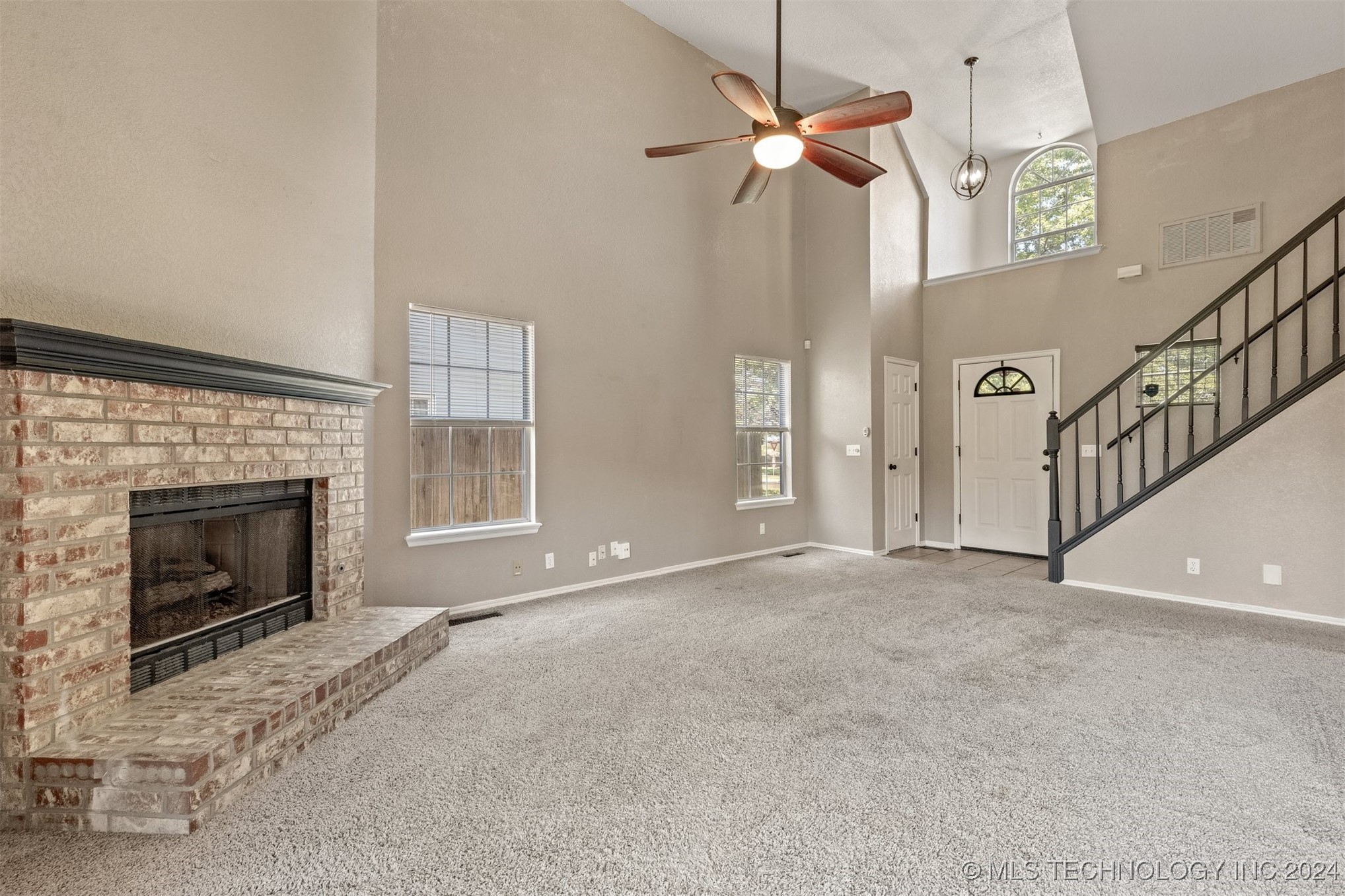 1224 W 112th Drive S