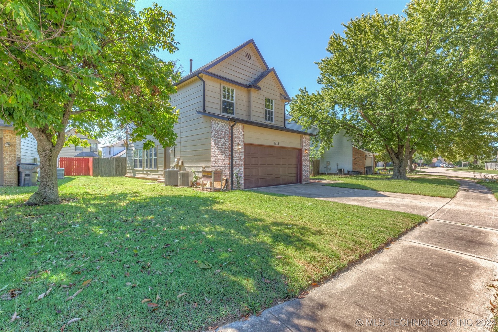 1224 W 112th Drive S