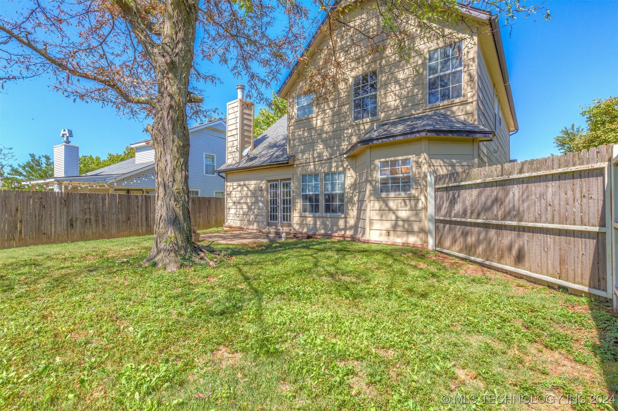 1224 W 112th Drive S