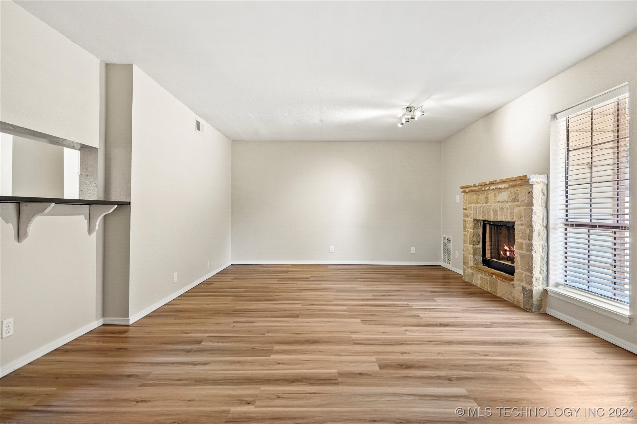 6382 S 80th Avenue E 31F