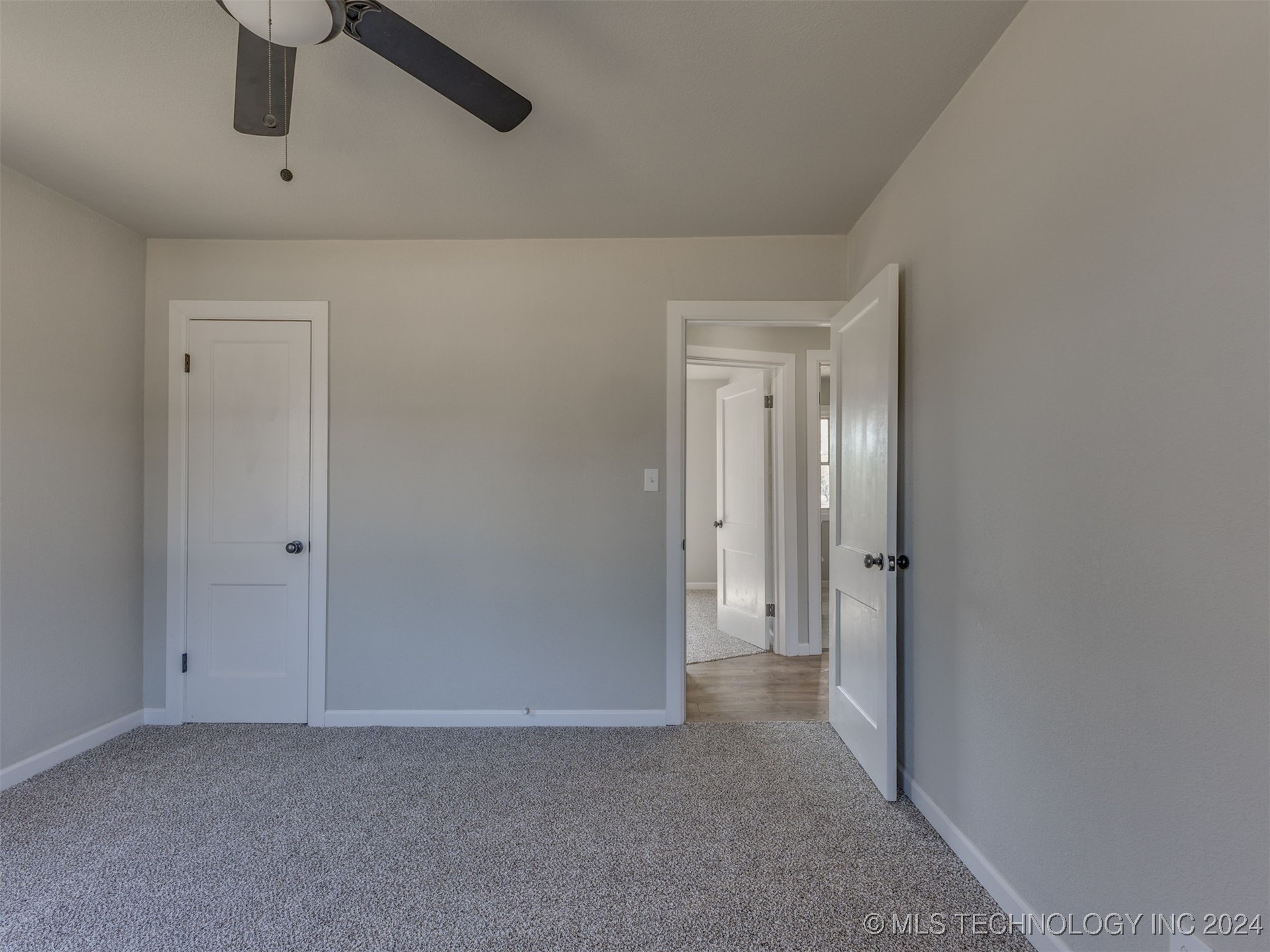 6304 E 4th Place