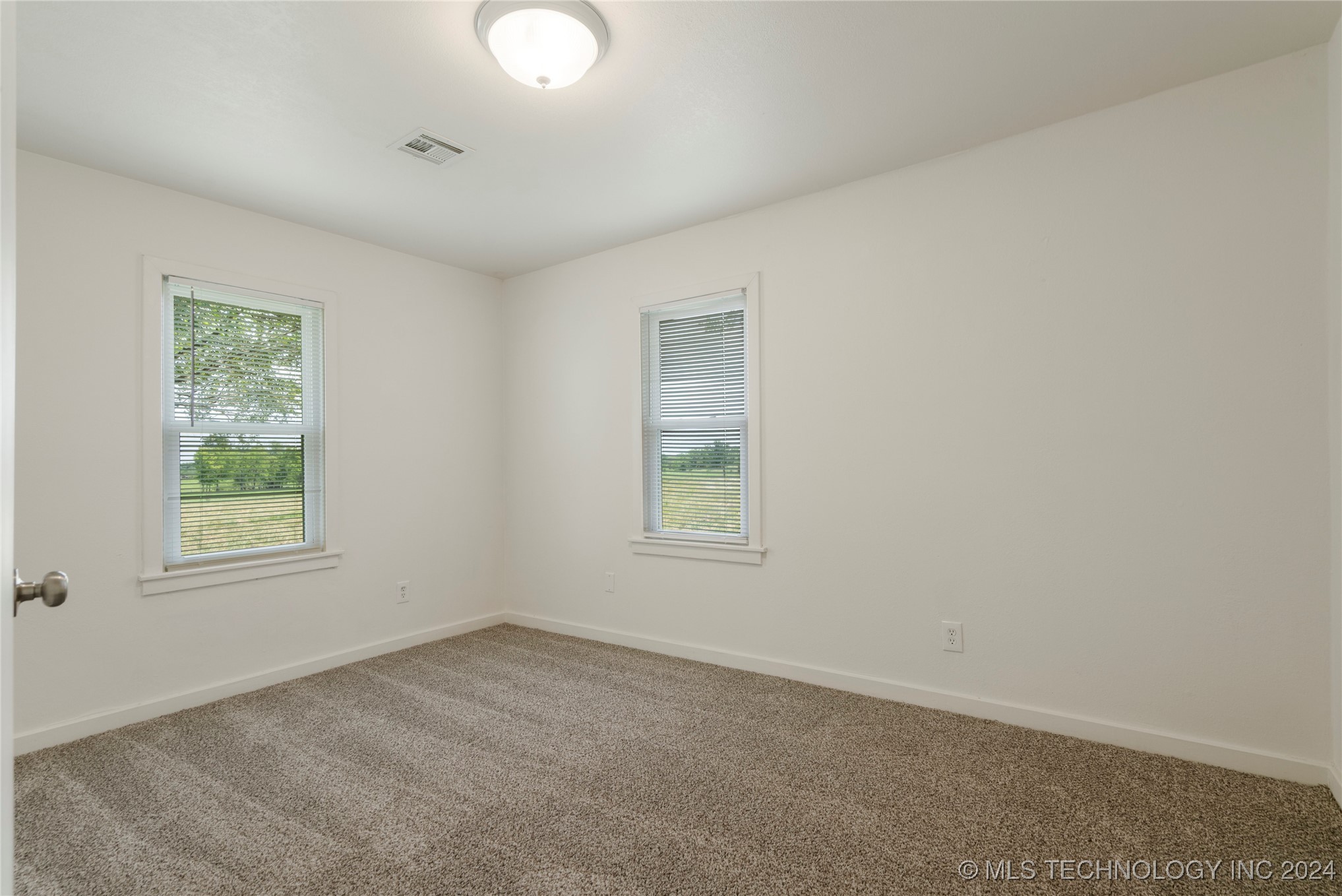 7900 E 76th Street North S