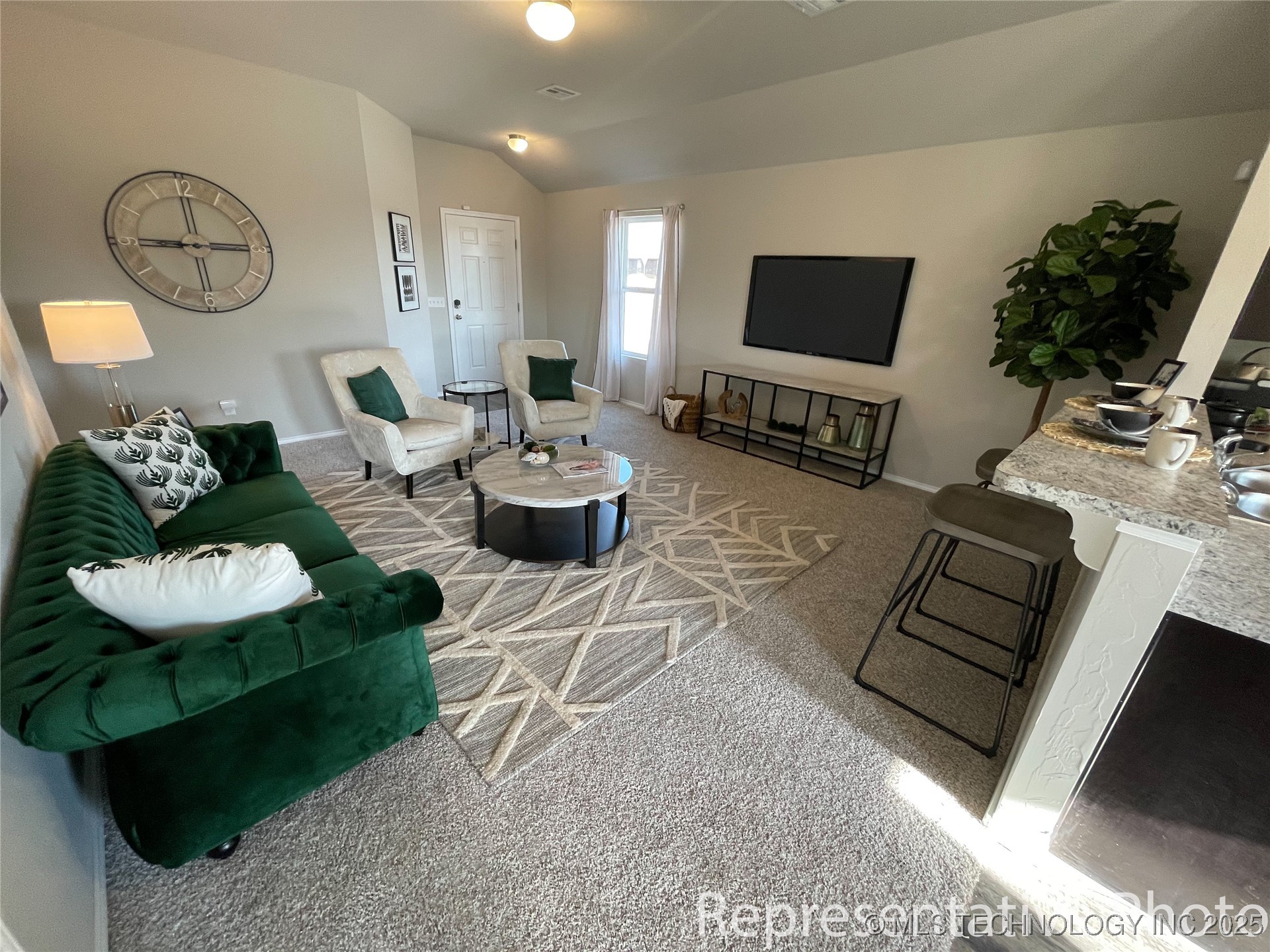 15784 Clydesdale Street