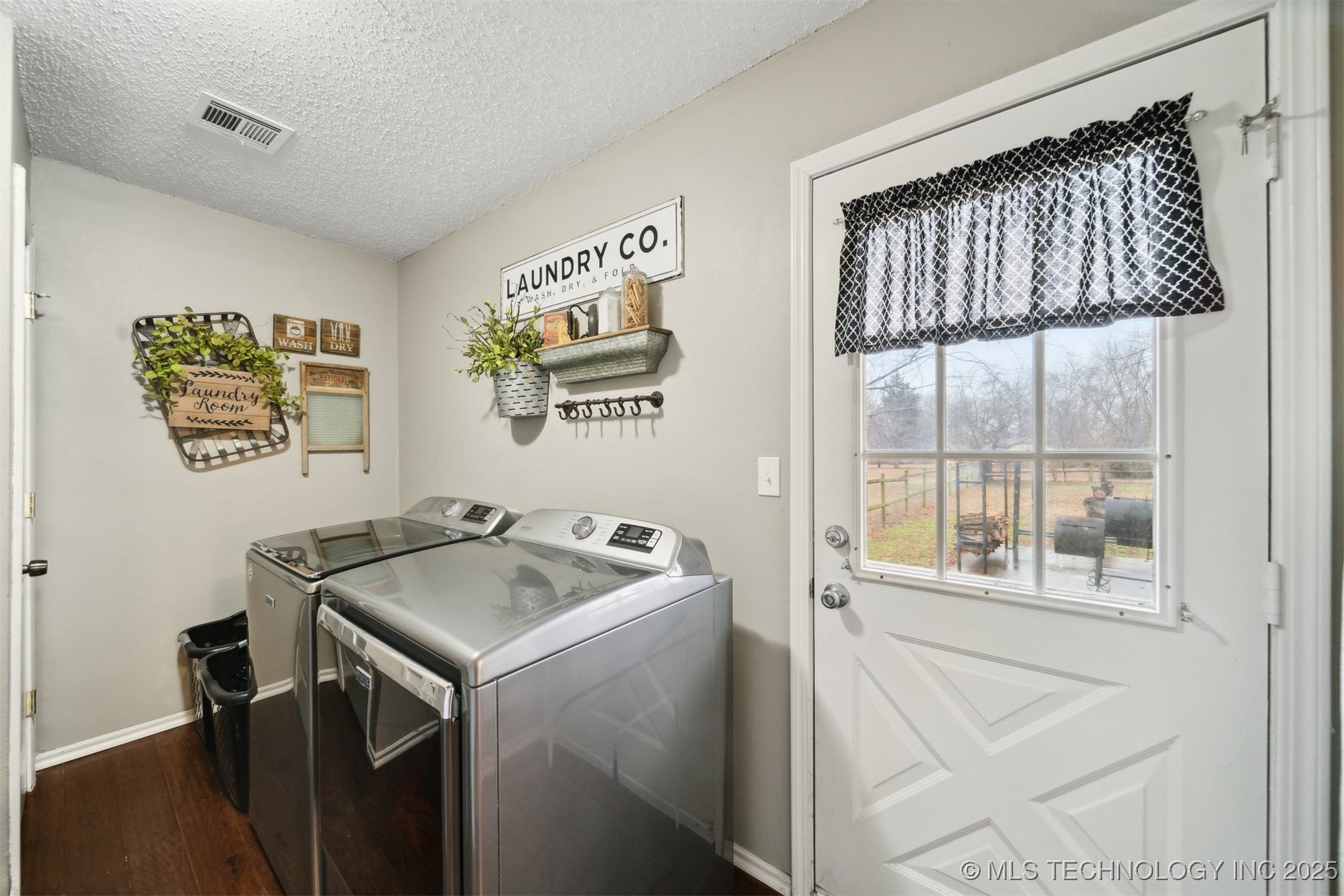 9381 Crestwood Drive