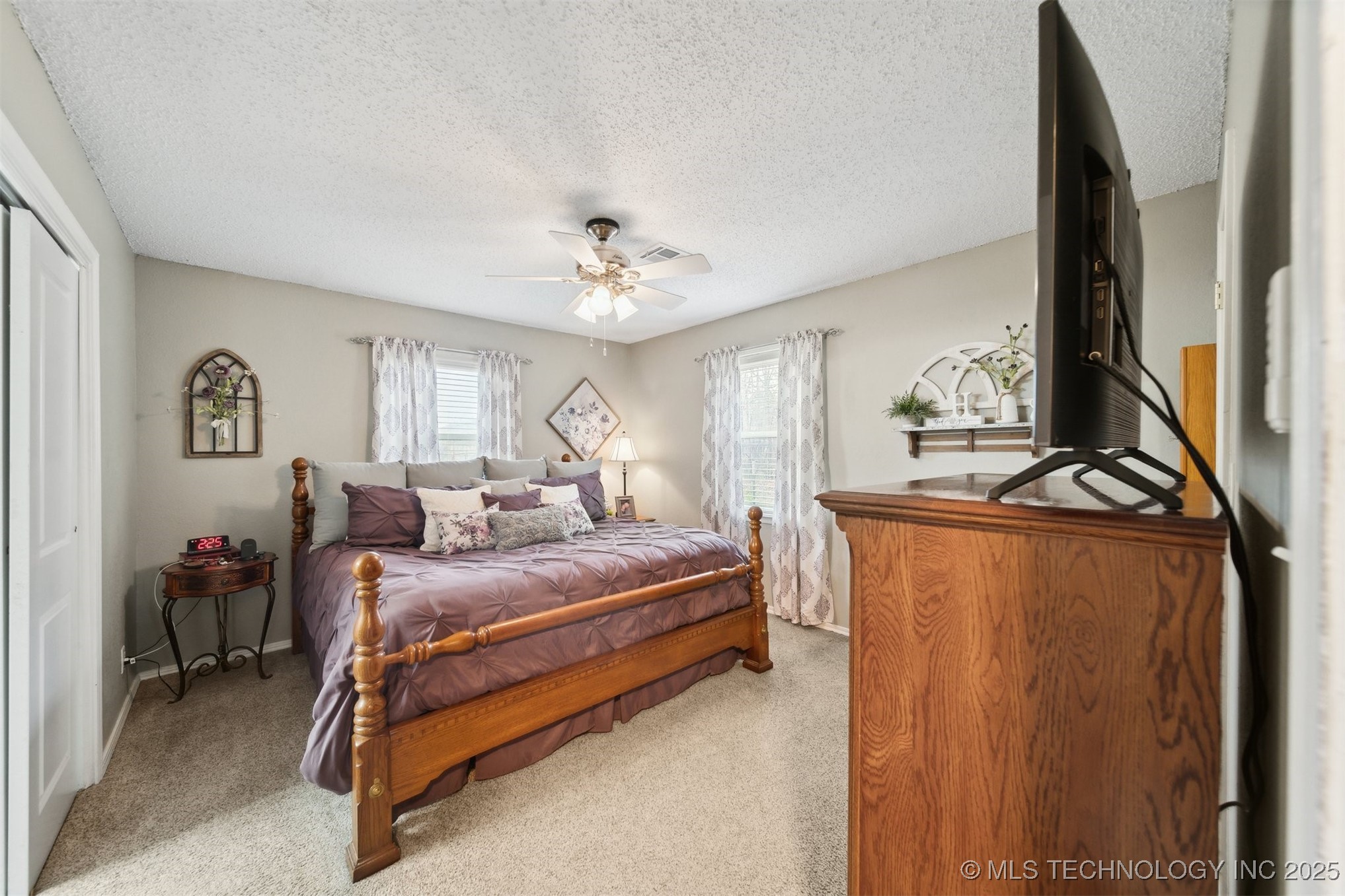 9381 Crestwood Drive