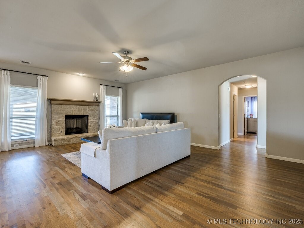 13401 E 44th Street