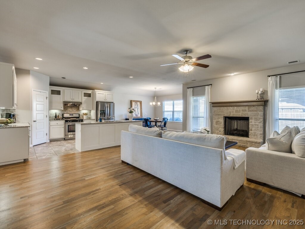 13401 E 44th Street