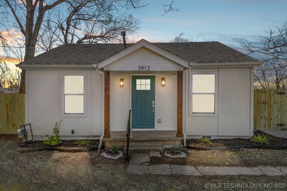 3912 S Walnut Creek Drive
