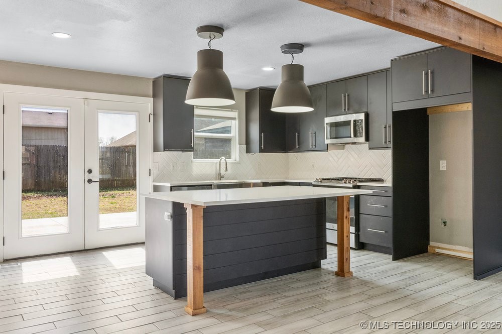 1064 E 137th Street