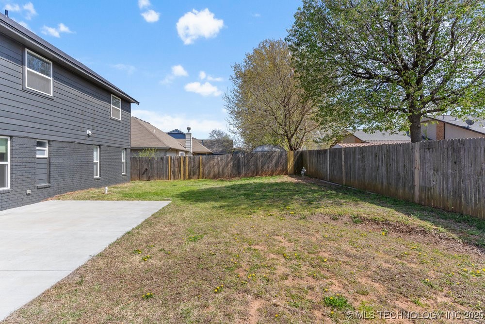 1064 E 137th Street