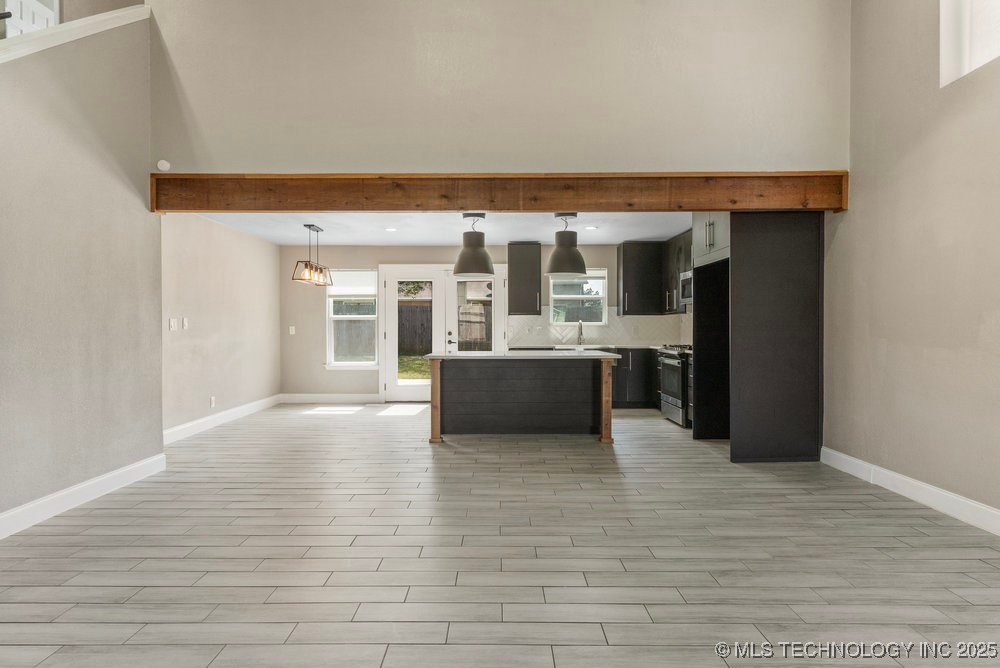 1064 E 137th Street