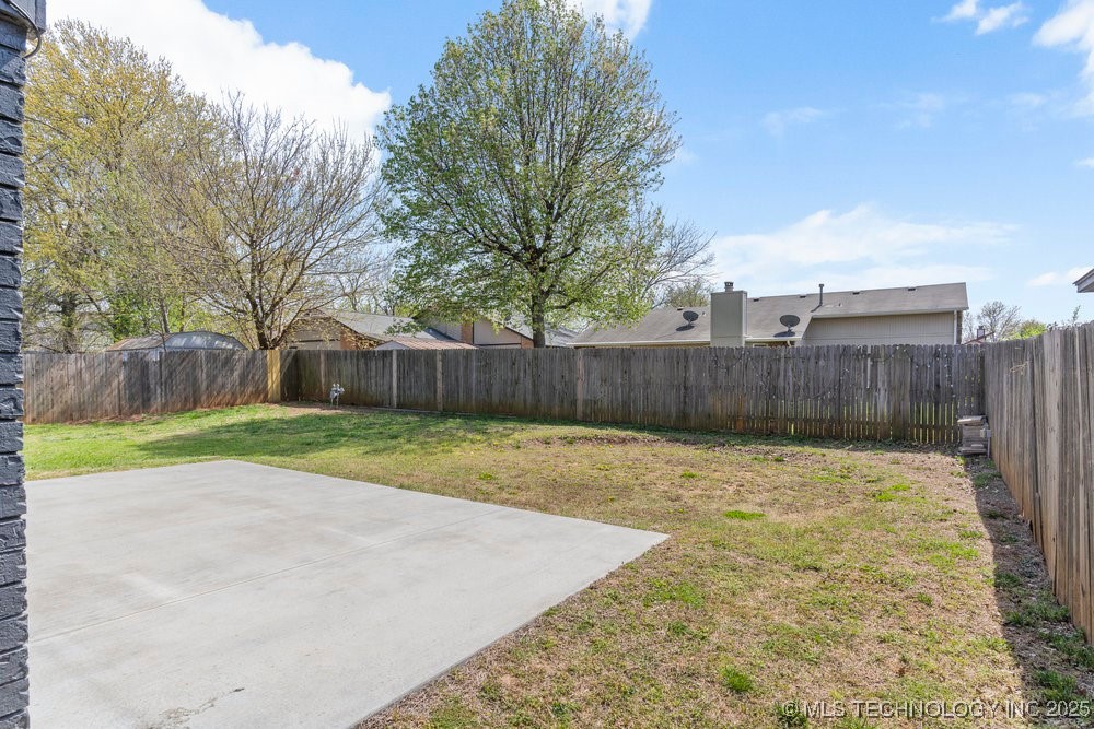 1064 E 137th Street