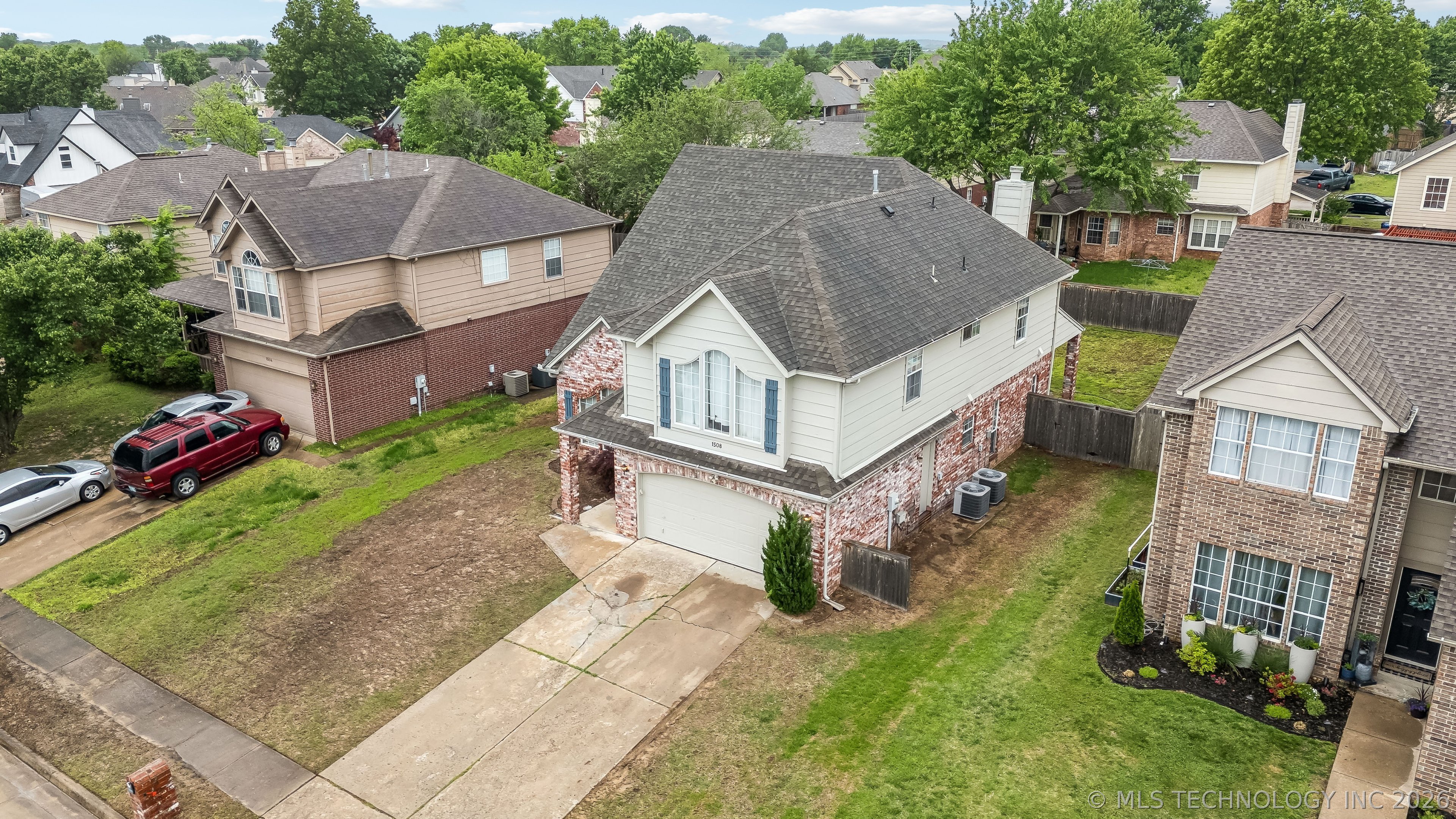 1508 N Umbrella Avenue