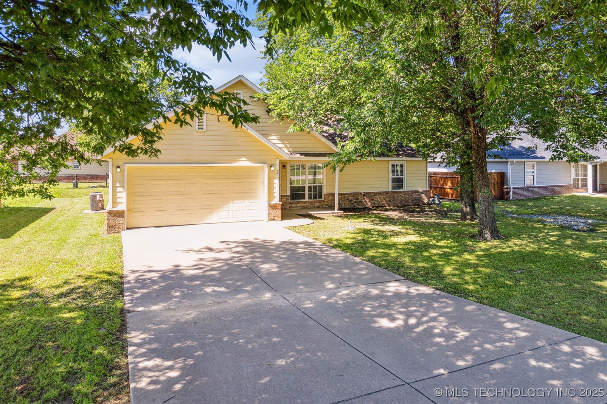 539 W Cherokee Street