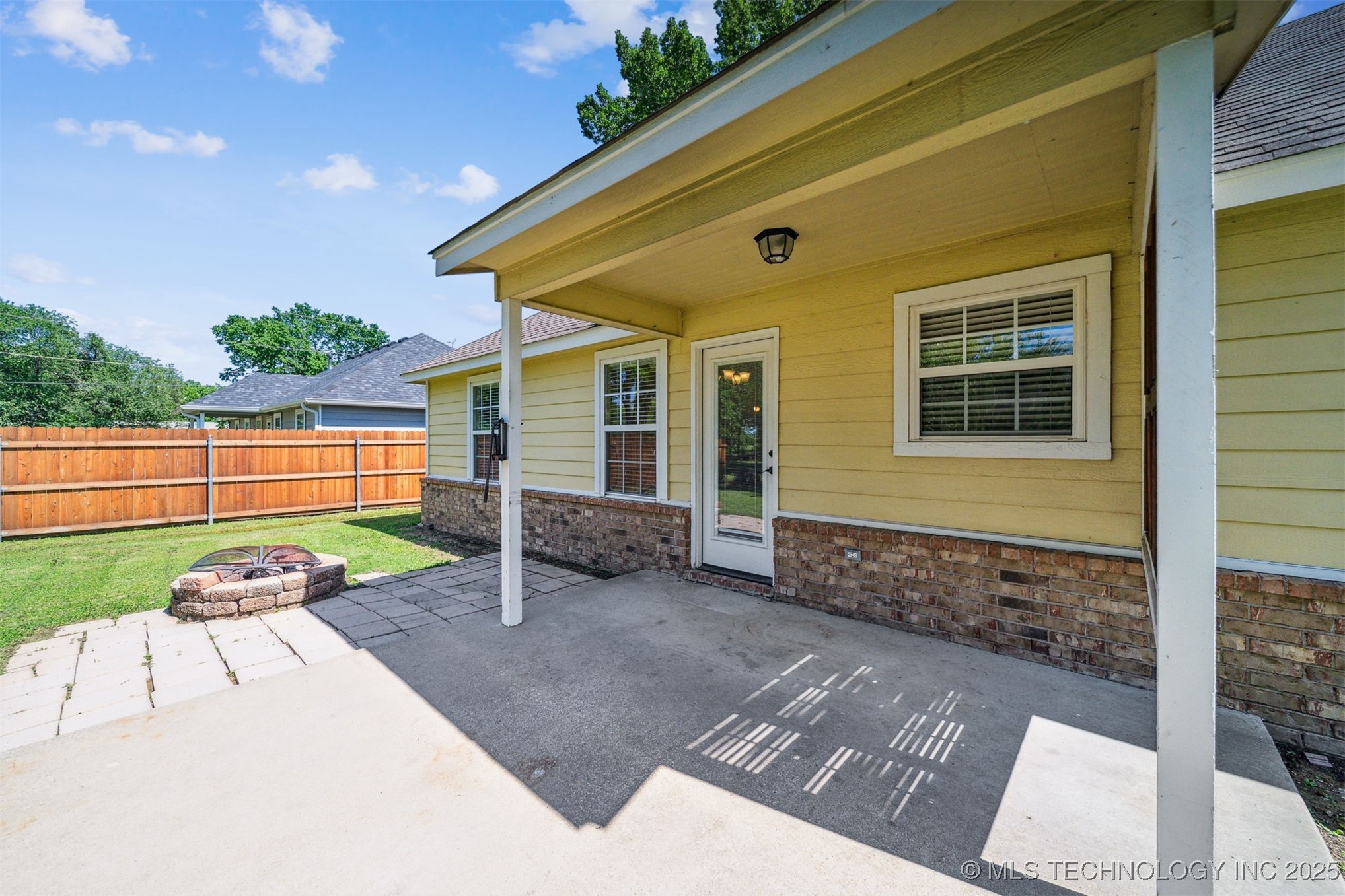 539 W Cherokee Street