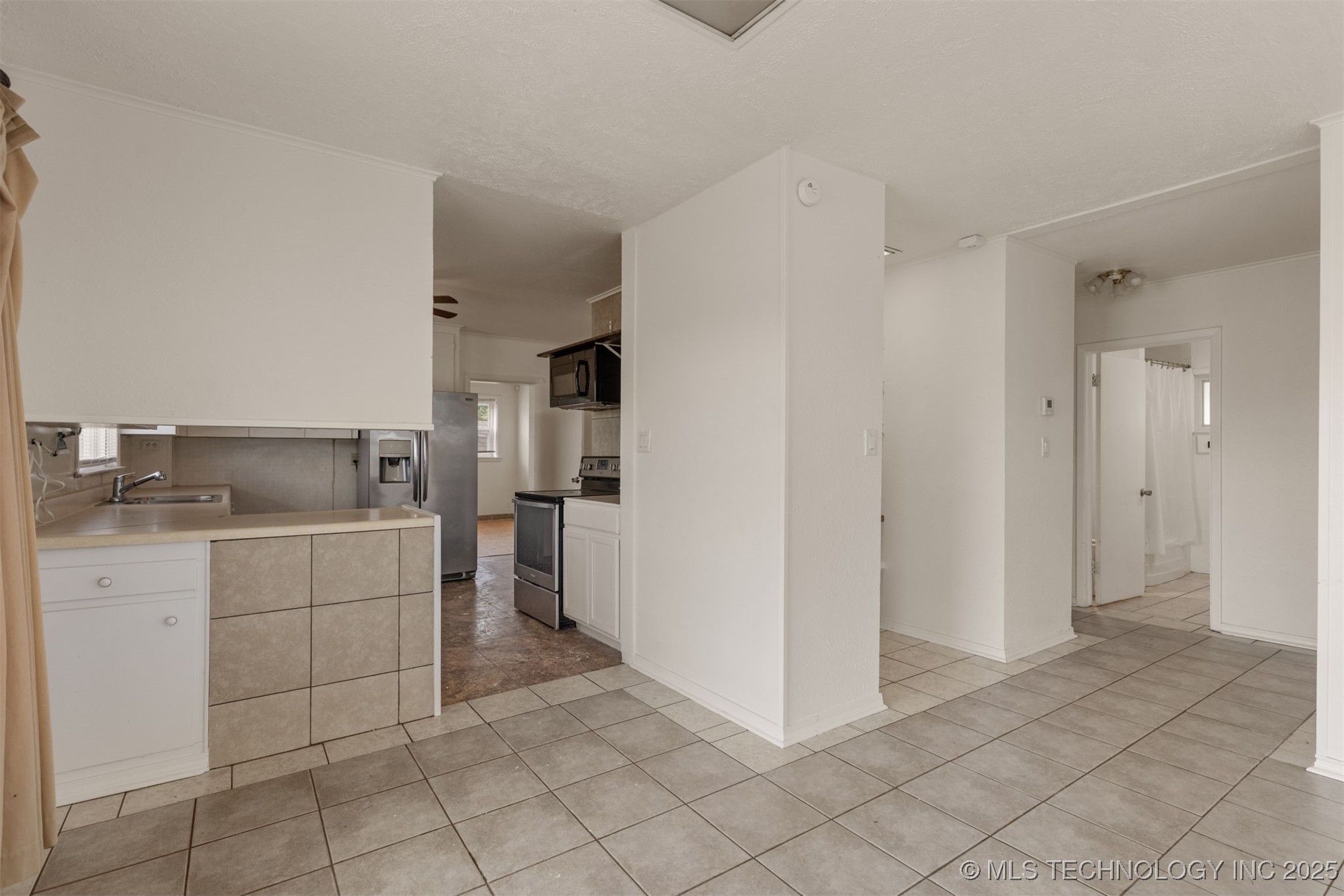 836 N 1st Street