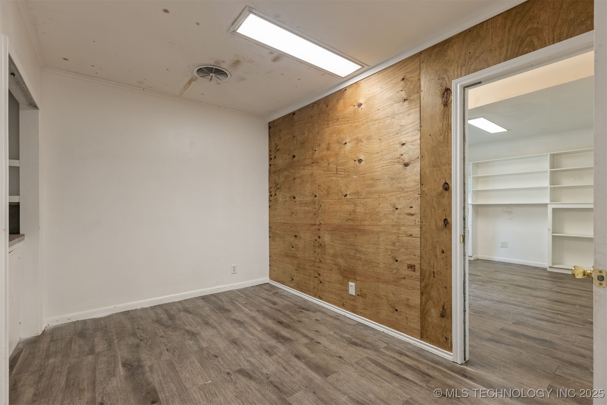 836 N 1st Street