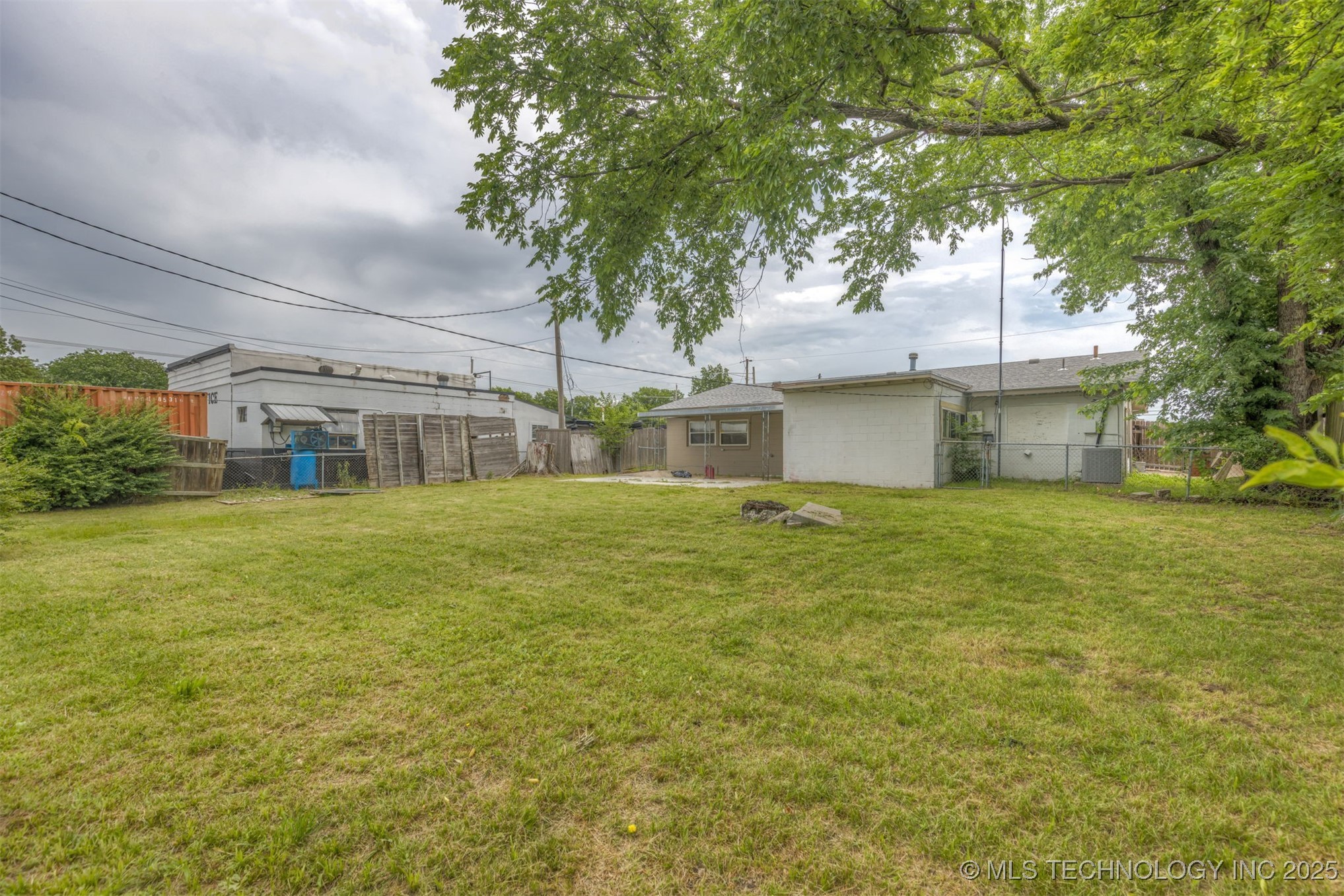 836 N 1st Street
