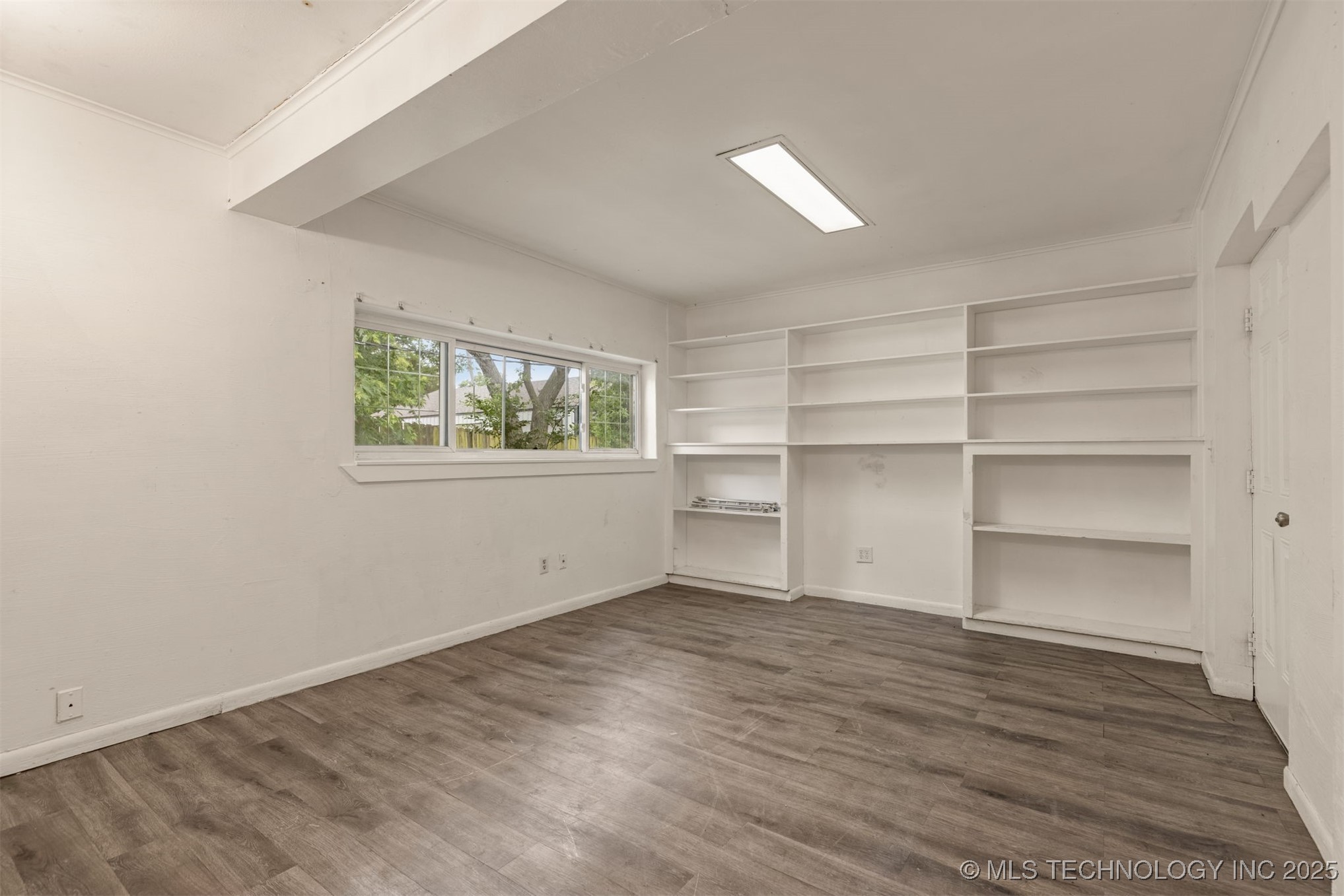 836 N 1st Street