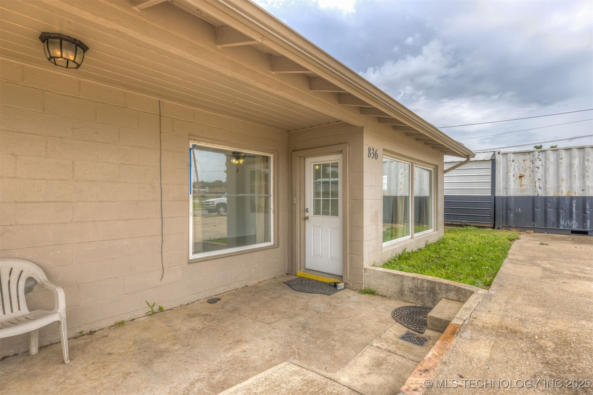 836 N 1st Street