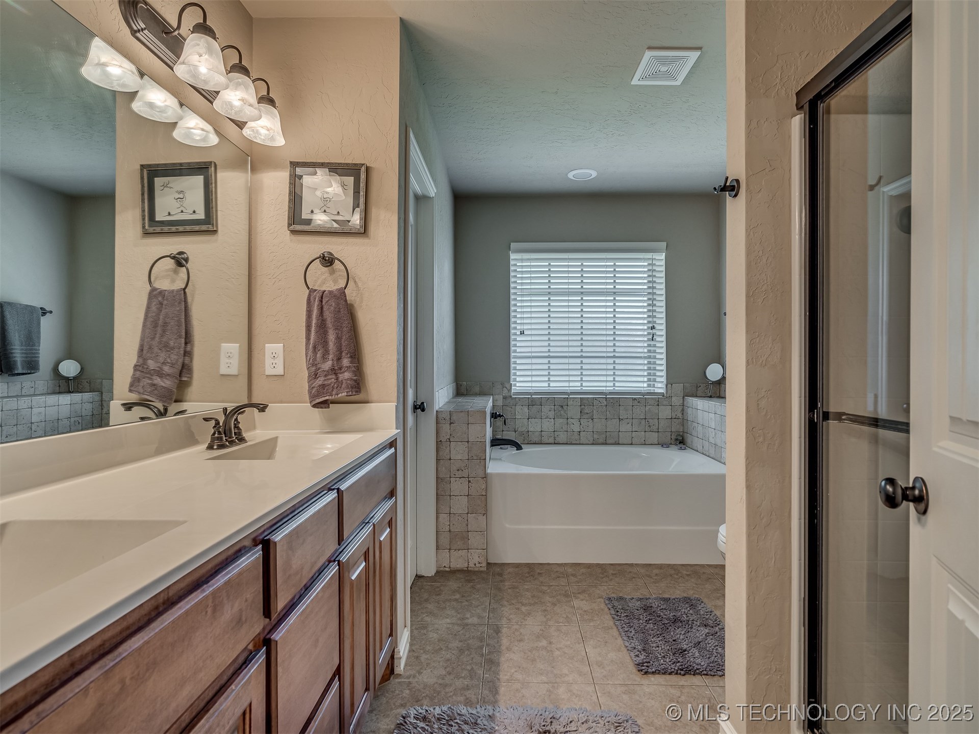 10725 Masters Circle