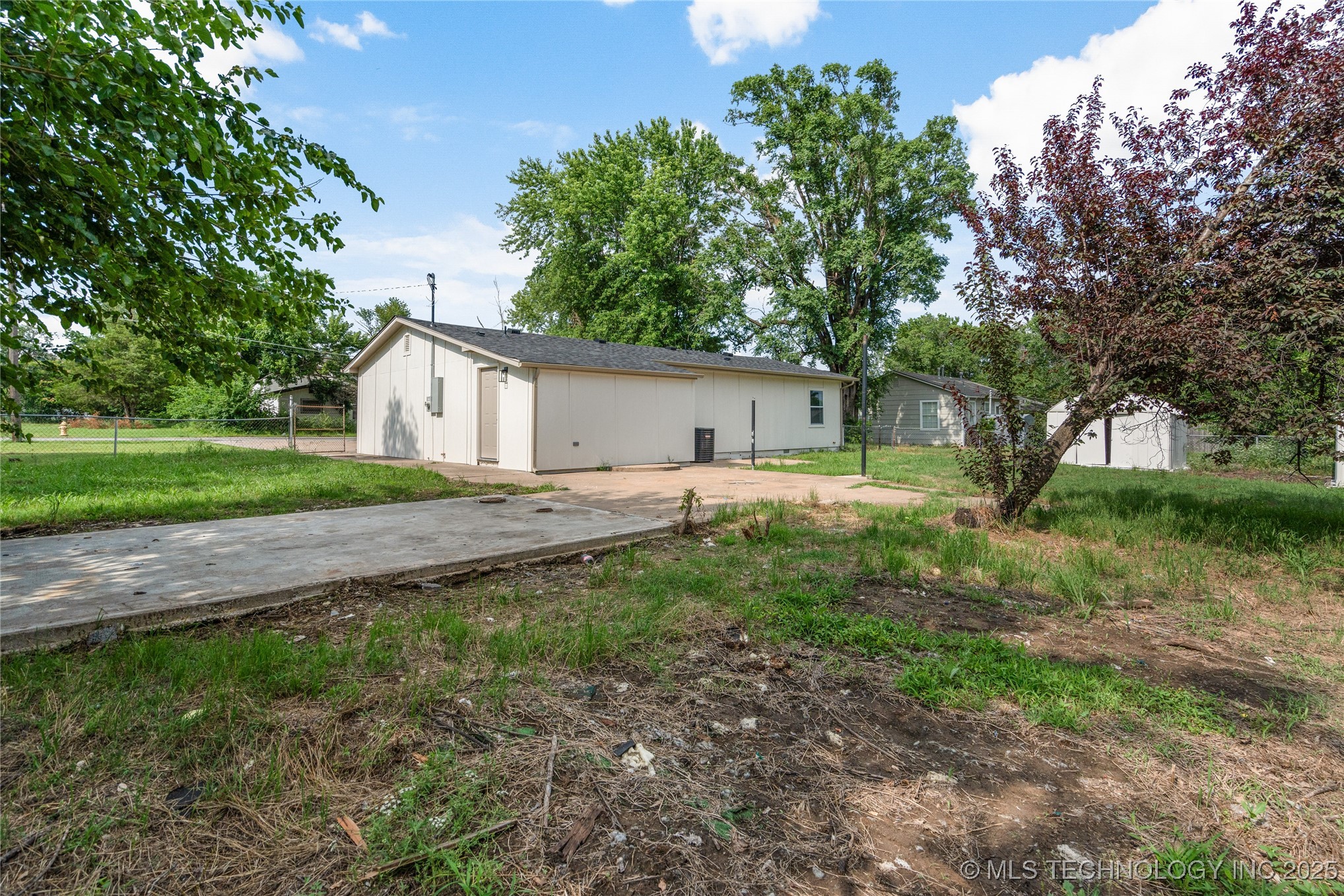11056 E 99th Street N