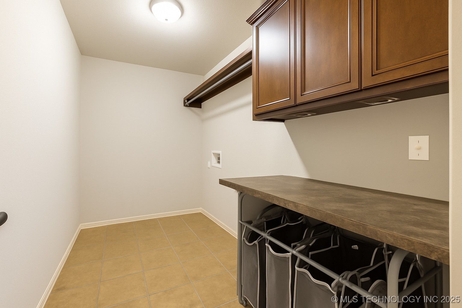 9043 E 136th Place S