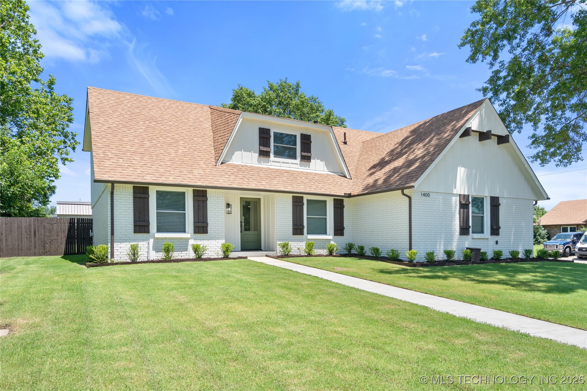 1400 W Jackson Street