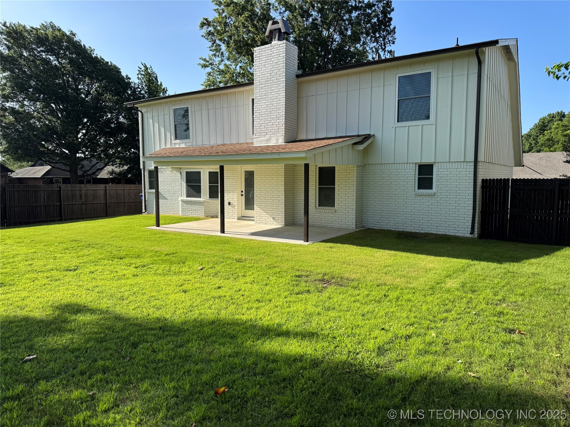 1400 W Jackson Street