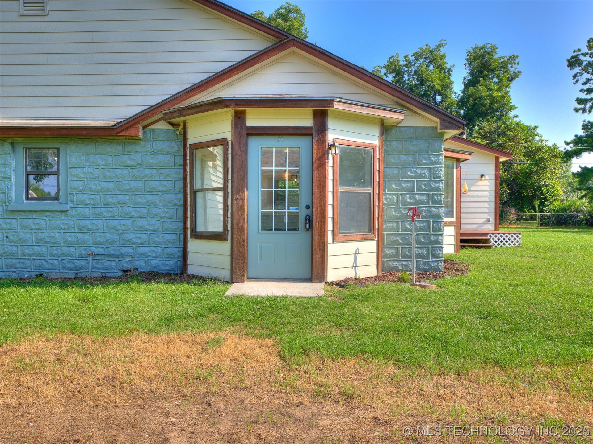 404 Valley Drive
