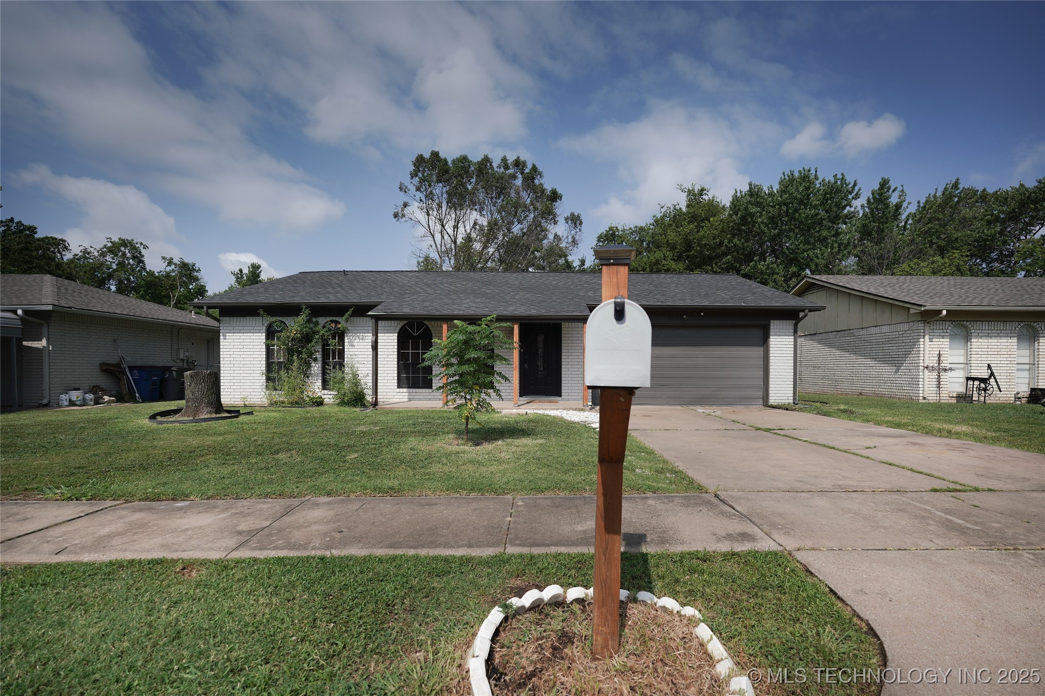 2428 S 121st East Avenue