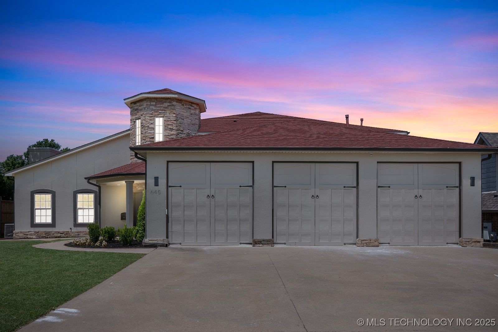648 N Osage Drive