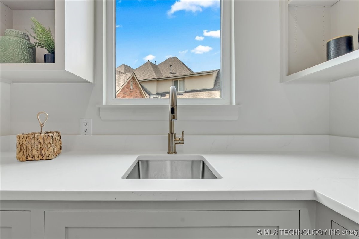 309 S 79th Street