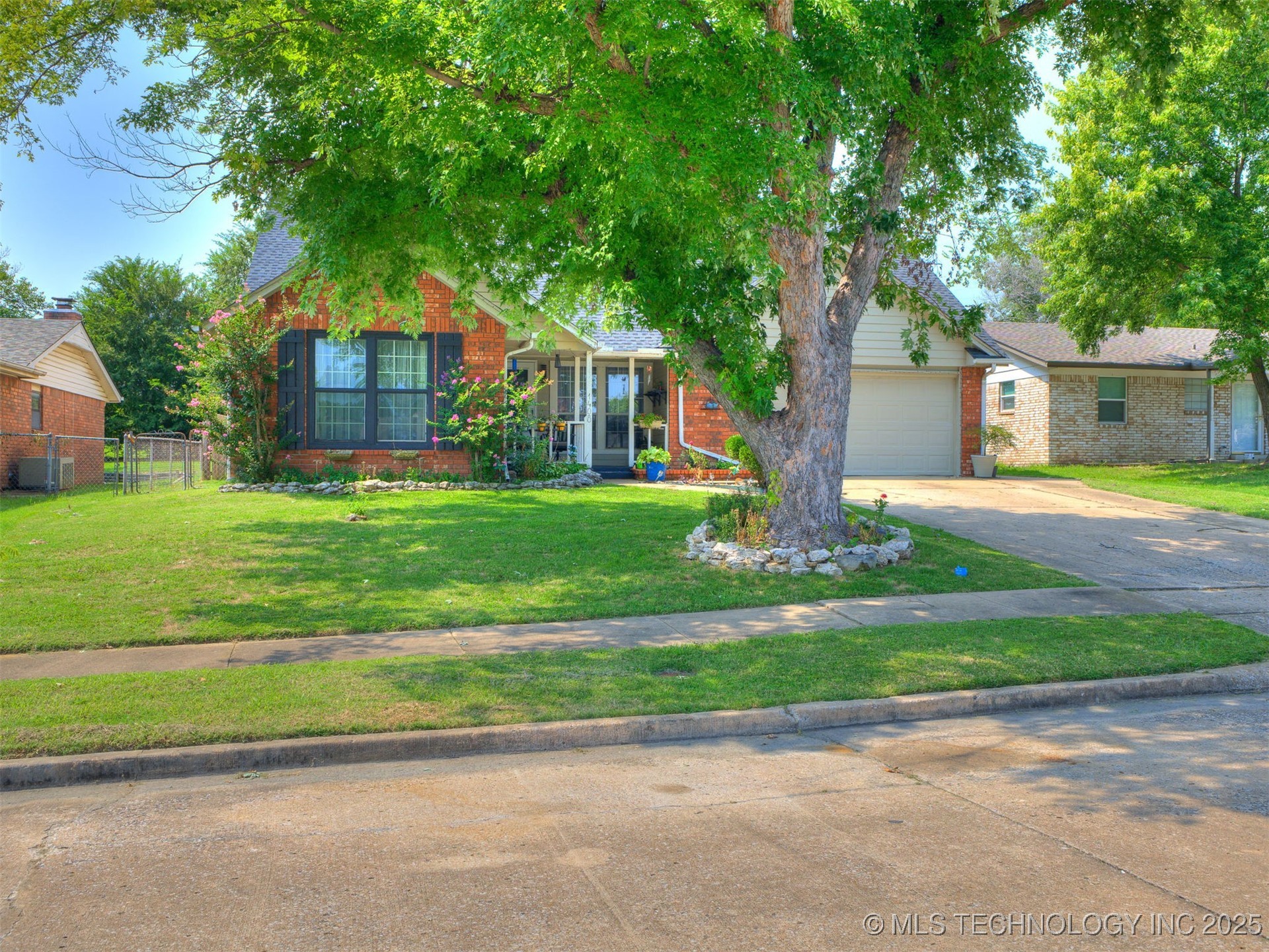 1408 N Dogwood Street